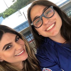 Meet your Posher, Layla